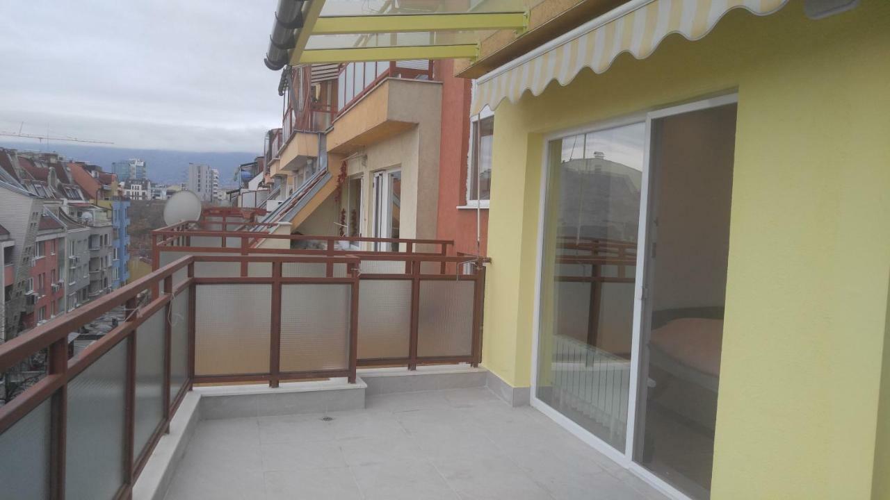 Modern Apartment Sofia Center מראה חיצוני תמונה